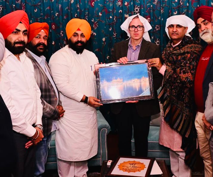 ਨੌਵੇਂ ਪਾਤਸ਼ਾਹ ਦਾ 350ਵਾਂ ਸ਼ਹੀਦੀ ਦਿਹਾੜਾ: ਹਰਜੋਤ ਸਿੰਘ ਬੈਂਸ ਨੇ ਜੰਮੂ-ਕਸ਼ਮੀਰ ਦੇ ਮੁੱਖ ਮੰਤਰੀ ਨਾਲ ਕੀਤੀ ਮੁਲਾਕਾਤ, ਸਮਾਗਮਾਂ ਵਿੱਚ ਸ਼ਾਮਲ ਹੋਣ ਦਾ ਦਿੱਤਾ ਸੱਦਾ