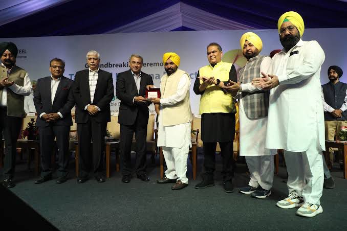 ਪੰਜਾਬ ਵਿੱਚ ਸਟੀਲ ਸੈਕਟਰ ਨੂੰ ਮਿਲਿਆ ਭਰਵਾ ਹੁੰਗਾਰਾ ! ਮਾਨ ਸਰਕਾਰ ਦੀ ਉਦਯੋਗਿਕ ਨੀਤੀ ਤਹਿਤ ₹342 ਕਰੋੜ ਦਾ ਨਿਵੇਸ਼ ਅਤੇ 1,500 ਨਵੀਆਂ ਨੌਕਰੀਆਂ!