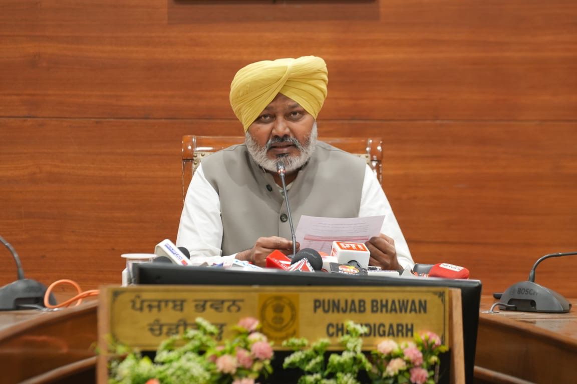 ਮਾਨ ਸਰਕਾਰ  ਦਾ ਮਾਸਟਰ ਪਲਾਨ! ਰੰਗਲਾ ਪੰਜਾਬ – 213 ਕਰੋੜ ਰੁਪਏ ਨਾਲ ਪਿੰਡਾਂ ਨੂੰ  ਬਣਾਇਆ ਜਾਵੇਗਾ ਬਿਹਤਰ, ਗੁਰਦਾਸਪੁਰ ਵਿੱਚ 2,850 ਘਰਾਂ ਨੂੰ ਕੀਤਾ ਜਾਵੇਗਾ ਰੌਸ਼ਨ