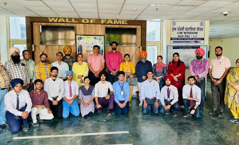 ਜਿਲਾ ਗੁਰਦਾਸਪੁਰ ਦੇ ਸੱਤ ਵਿਧਾਨ ਸਭਾ ਹਲਕਿਆਂ ਤੋਂ ਚੁਣੇ ਗਏ ਵਿਦਿਆਰਥੀ ਵਿਧਾਨ ਸਭਾ ਜਾ ਕੇ ਸਪੀਕਰ ਵਿਧਾਨ ਸਭਾ ਨਾਲ ਕਰਨਗੇ ਮੁਲਾਕਾਤ