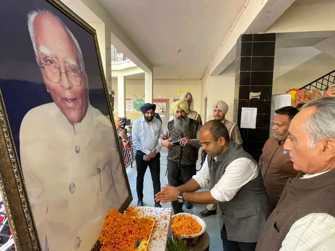 ਵਿਰਸੇ ਵਿਚੋਂ ਲੋਕ ਸੇਵਾ ਅਤੇ ਵਿਕਾਸ ਕਾਰਜਾਂ ਦੀ ਮਿਲੀ ਗੁੜਤੀ ਨੂੰ ਬਰਕਰਾਰ ਰੱਖਾਂਗਾ -ਰਮਨ ਬਹਿਲ