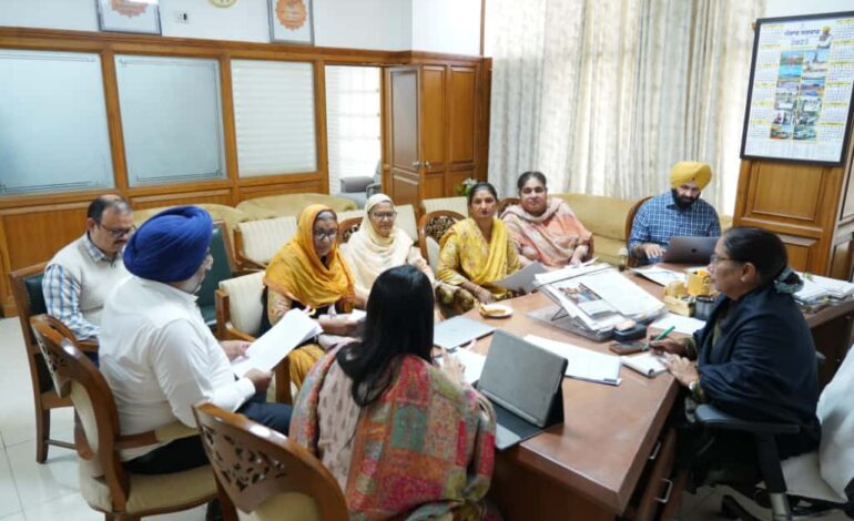 ਆਂਗਨਵਾੜੀ ਵਰਕਰਾਂ ਅਤੇ ਹੈਲਪਰਾਂ ਦੀ ਭਲਾਈ ਲਈ ਪੰਜਾਬ ਸਰਕਾਰ ਵੱਲੋਂ ਵਿਸ਼ੇਸ਼ ਤਰਜੀਹ: ਡਾ. ਬਲਜੀਤ ਕੌਰ