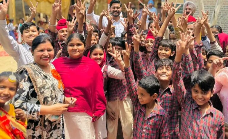 ਹਲਕਾ ਵਿਧਾਇਕ ਸ਼ੈਰੀ ਕਲਸੀ ਨੇ ਬਾਲ ਦਿਵਸ ਦੀ ਦਿੱਤੀ ਮੁਬਾਰਕਬਾਦ- ਸਕੂਲਾਂ ਵਿੱਚ ਬੱਚਿਆਂ ਨੂੰ ਪੜਾਈ ਦਾ ਸੁਖਾਵਾਂ ਮਾਹੌਲ ਮੁਹੱਈਆ ਕਰਵਾਇਆ