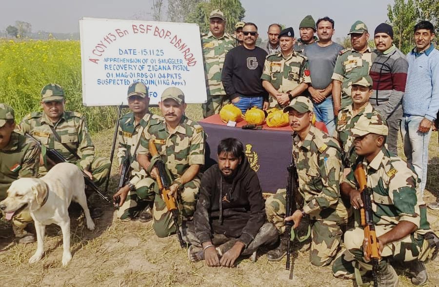 ਬੀਐਸਐਫ ਨੂੰ ਮਿਲੀ ਵੱਡੀ ਕਾਮਯਾਬੀ, 11 ਕਿਲੋਗ੍ਰਾਮ ਹੈਰੋਇਨ ਅਤੇ ਇੱਕ ਮੋਟਰਸਾਈਕਲ ਸਮੇਤ ਸ਼ੱਕੀ ਵਿਅਕਤੀ ਕਾਬੂ