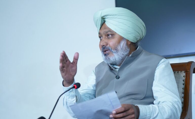 ਵਿੱਤ ਵਿਭਾਗ ਵੱਲੋਂ 345 ਵੈਟਰਨਰੀ ਇੰਸਪੈਕਟਰਾਂ ਦੀ ਪੜਾਅਵਾਰ ਭਰਤੀ ਨੂੰ ਪ੍ਰਵਾਨਗੀ : ਹਰਪਾਲ ਸਿੰਘ ਚੀਮਾ