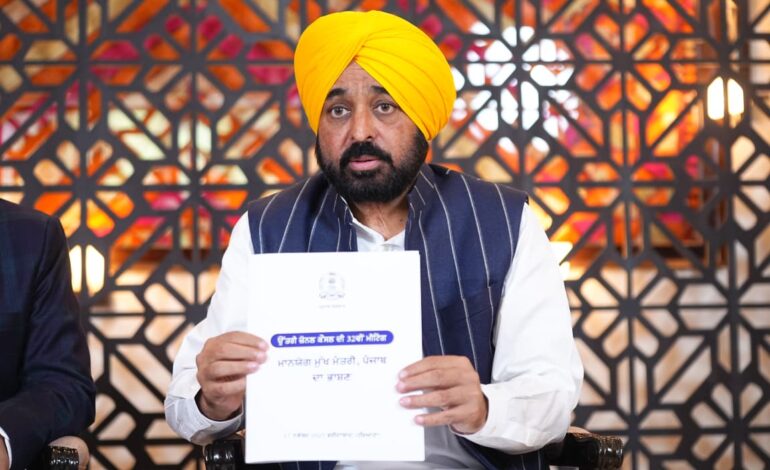 ਪੰਜਾਬ ਤੇ ਪੰਜਾਬੀਆਂ ਦੇ ਹਿੱਤਾਂ ਲਈ ਚਟਾਨ ਵਾਂਗ ਖੜ੍ਹਾ ਹਾਂ, ਸੂਬੇ ਦੇ ਹੱਕ ਨਹੀਂ ਖੋਹਣ ਦੇਵਾਂਗਾ-ਮੁੱਖ ਮੰਤਰੀ