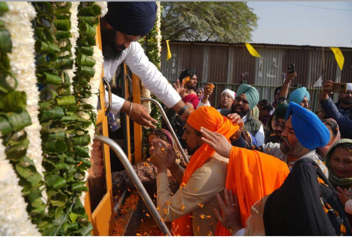 ਧਰਮ ਨੂੰ ਰਾਜਨੀਤੀ ਤੋਂ ਉੱਪਰ ਰੱਖ ਕੇ ਰਚਿਆ ਇਤਿਹਾਸ : ਮਾਨ ਸਰਕਾਰ ਨੇ ‘ਹਿੰਦ ਦੀ ਚਾਦਰ’ ਸ਼੍ਰੀ ਗੁਰੂ ਤੇਗ ਬਹਾਦਰ ਜੀ ਦੇ 350ਵੇਂ ਸ਼ਹੀਦੀ ਦਿਵਸ ‘ਤੇ ਧਰਮ ਨਿਰਪੱਖਤਾ ਦੀ ਵਿਲੱਖਣ ਉਦਾਹਰਣ ਕੀਤੀ ਪੇਸ਼