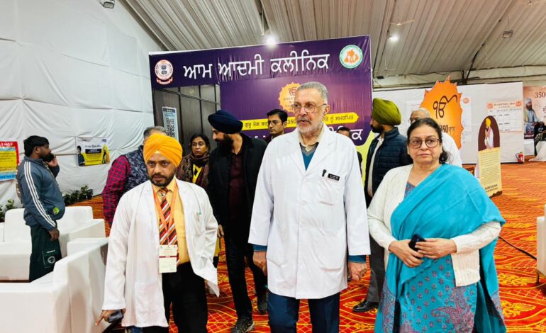 ਸਿਹਤ ਮੰਤਰੀ ਵੱਲੋਂ ਅੱਖਾਂ ਦੇ ਕੈਂਪ ‘ਨਿਗ੍ਹਾ ਲੰਗਰ’ ਦਾ ਨਿਰੀਖਣ, ਸ਼ਹੀਦੀ ਸਮਾਗਮਾਂ ਦੌਰਾਨ ਲਈ ਡਾਕਟਰੀ ਪ੍ਰਬੰਧਾਂ ਦਾ ਲਿਆ ਜਾਇਜ਼ਾ