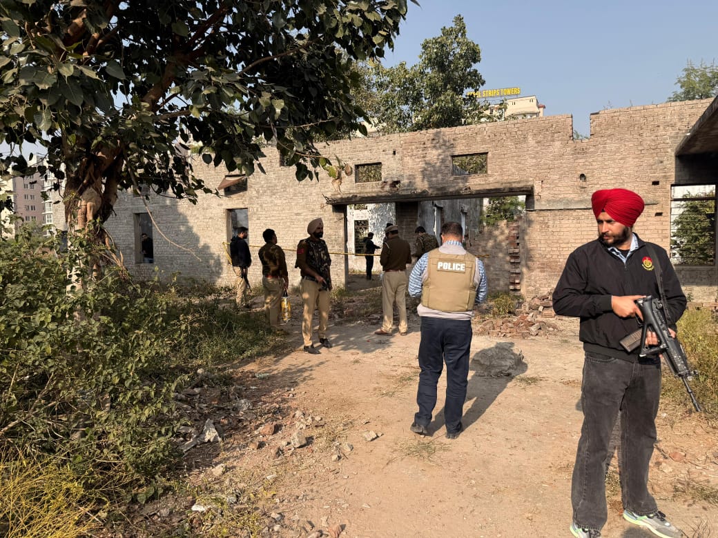 ਵੱਡੀ ਅੱਤਵਾਦੀ ਸਾਜ਼ਿਸ਼ ਨਾਕਾਮ: ਗੋਲੀਬਾਰੀ ਤੋਂ ਬਾਅਦ ਲਾਰੈਂਸ ਬਿਸ਼ਨੋਈ ਗੈਂਗ ਦੇ ਚਾਰ ਕਾਰਕੁਨ ਗ੍ਰਿਫ਼ਤਾਰ; ਸੱਤ ਪਿਸਤੌਲ ਬਰਾਮਦ