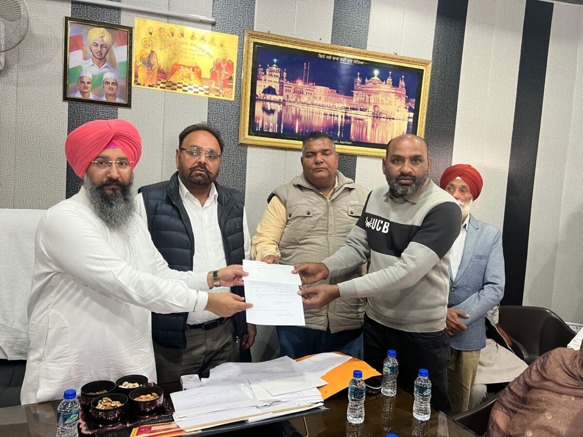 ਐਡਵੋਕੈਟ ਜਗਰੂਪ ਸਿੰਘ ਸੇਖਵਾਂ ਵੱਲੋਂ ਪੰਚਾਇਤਾਂ ਨੂੰ 3 ਕਰੋੜ 14 ਰੁਪਏ ਦੀ ਪਹਿਲੀ ਕਿਸ਼ਤ ਦੇ ਮਨਜੂਰੀ ਪੱਤਰ ਵੰਡੇ