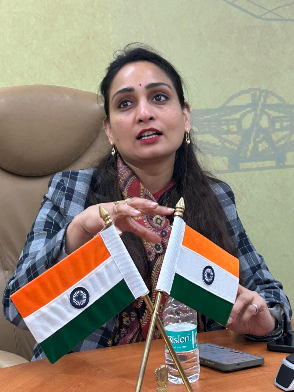 ਪੰਜਾਬ ਸ਼ਹੀਦ ਭਗਤ ਸਿੰਘ ਹਵਾਈ ਅੱਡੇ ‘ਤੇ ਯਾਤਰੀਆਂ ਨੂੰ ਕੋਈ ਵੀ ਮੁਸ਼ਕਿਲ ਨਾ ਆਉਣ ਦੇਣ ਲਈ ਪੰਜਾਬ ਸਰਕਾਰ ਨੇ ਕਦਮ ਚੁੱਕੇ, ਯਾਤਰੀਆਂ ਦੀ ਸਹੂਲਤ ਲਈ ਕੰਟਰੋਲ ਰੂਮ ਸਥਾਪਤ ਕੀਤਾ