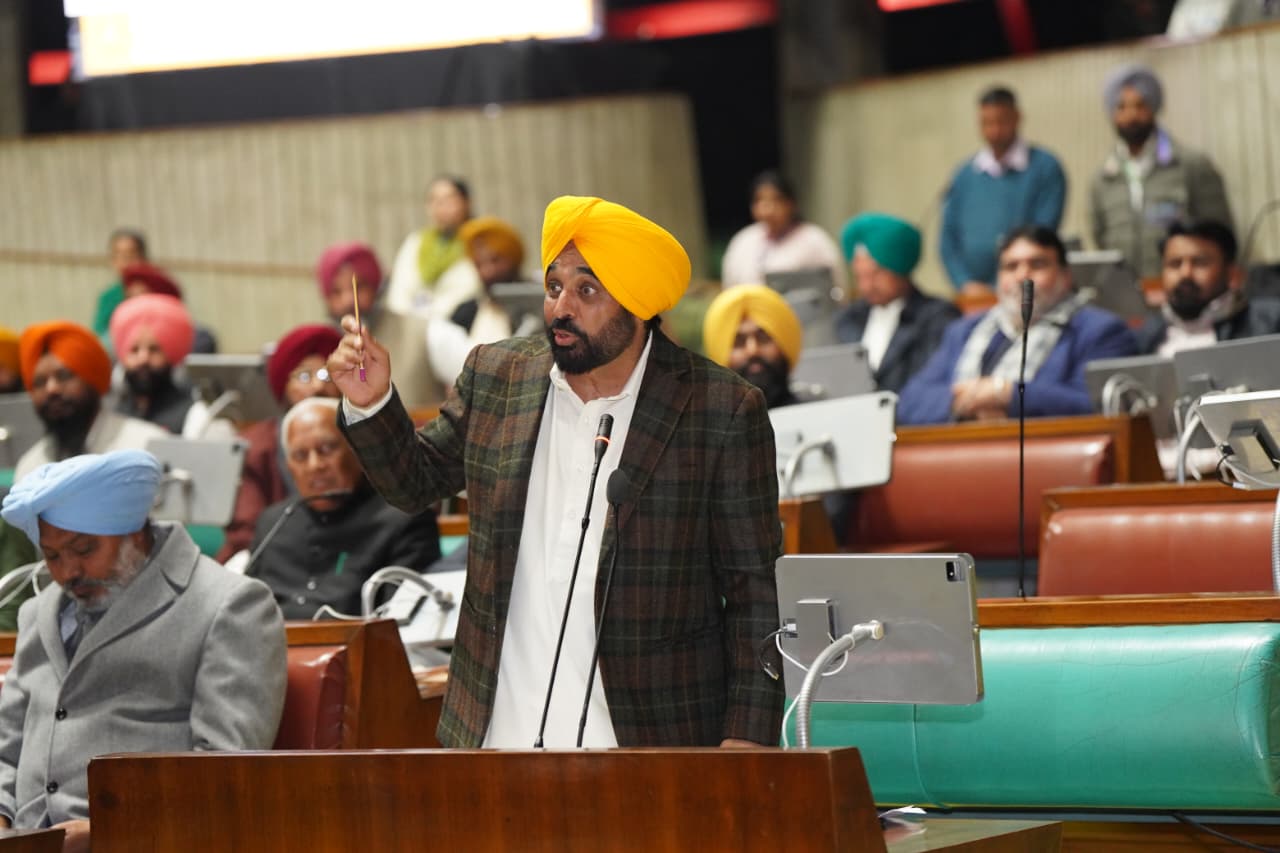 ਮਨਰੇਗਾ ਖਤਮ ਕਰਕੇ ਭਾਜਪਾ ਨੇ ਦਲਿਤਾਂ ਅਤੇ ਗਰੀਬਾਂ ਤੋਂ ਰੋਜ਼ਗਾਰ ਦੀ ਗਾਰੰਟੀ ਖੋਹੀ-ਭਗਵੰਤ ਸਿੰਘ ਮਾਨ