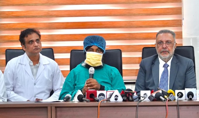 ਪੰਜਾਬ ਨੇ ਮੋਹਾਲੀ ਦੀ ਸਰਕਾਰੀ ਸੰਸਥਾ ਵਿੱਚ ਪਹਿਲਾ ਸਫ਼ਲ ਲਿਵਰ ਟ੍ਰਾਂਸਪਲਾਂਟ ਕਰਕੇ ਇਤਿਹਾਸ ਰਚਿਆ