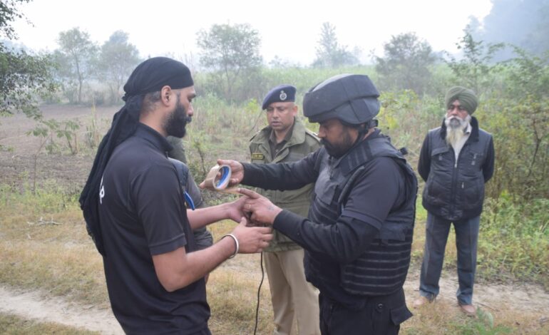 ਗੁਰਦਾਸਪੁਰ ਗ੍ਰਨੇਡ ਹਮਲੇ ਵਿੱਚ ਸ਼ਾਮਲ ਚਾਰ ਮੁਲਜ਼ਮਾਂ ਦੀ ਗ੍ਰਿਫਤਾਰੀ ਸਦਕਾ ਇੱਕ ਹੋਰ ਅੱਤਵਾਦੀ ਹਮਲਾ ਟਲ਼ਿਆ; ਹੈਂਡ ਗ੍ਰਨੇਡ, ਦੋ ਪਿਸਤੌਲ ਬਰਾਮਦ