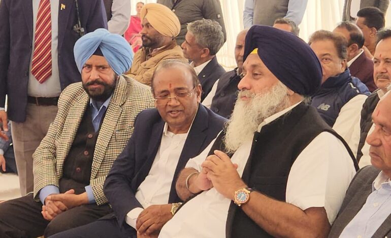 ਬਲਾਕ ਸੰਮਤੀ ਤੇ ਜ਼ਿਲ੍ਹਾ ਪ੍ਰੀਸ਼ਦ ਚੋਣਾਂ ਨੂੰ ਆਪ ਨੇ ਸਵਾਂਗ ਵਿਚ ਬਦਲਿਆ: ਸੁਖਬੀਰ ਸਿੰਘ ਬਾਦਲ