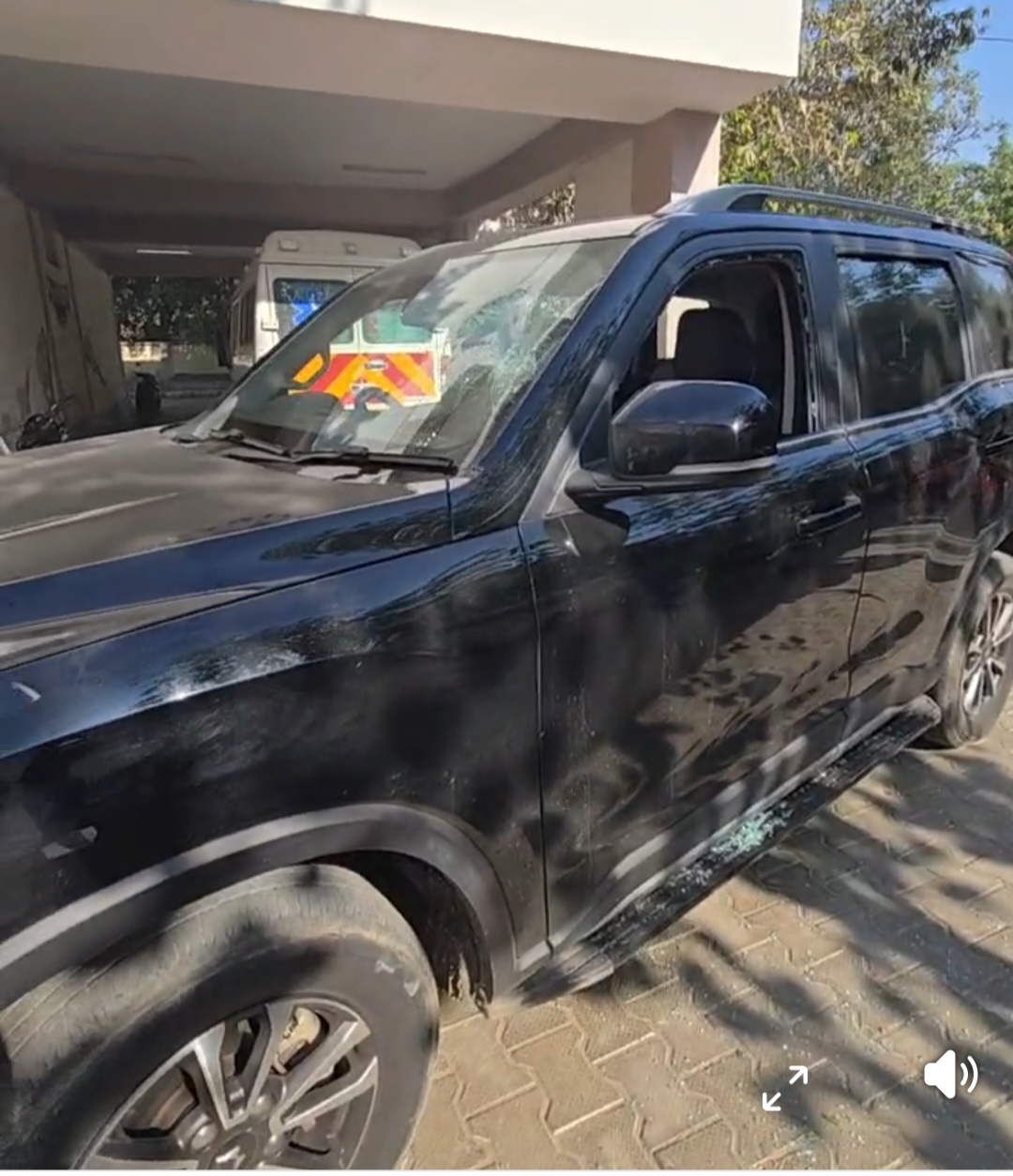 🚨 ਅਬੋਹਰ ਤਹਿਸੀਲ ਦੀ ਪਾਰਕਿੰਗ ‘ਚ ਫਾਇਰਿੰਗ, ਇੱਕ ਨੌਜਵਾਨ ਦੀ ਮੌਤ; ਪੁਲਿਸ ਨੇ ਦੱਸਿਆ ਗੈਂਗਵਾਰ