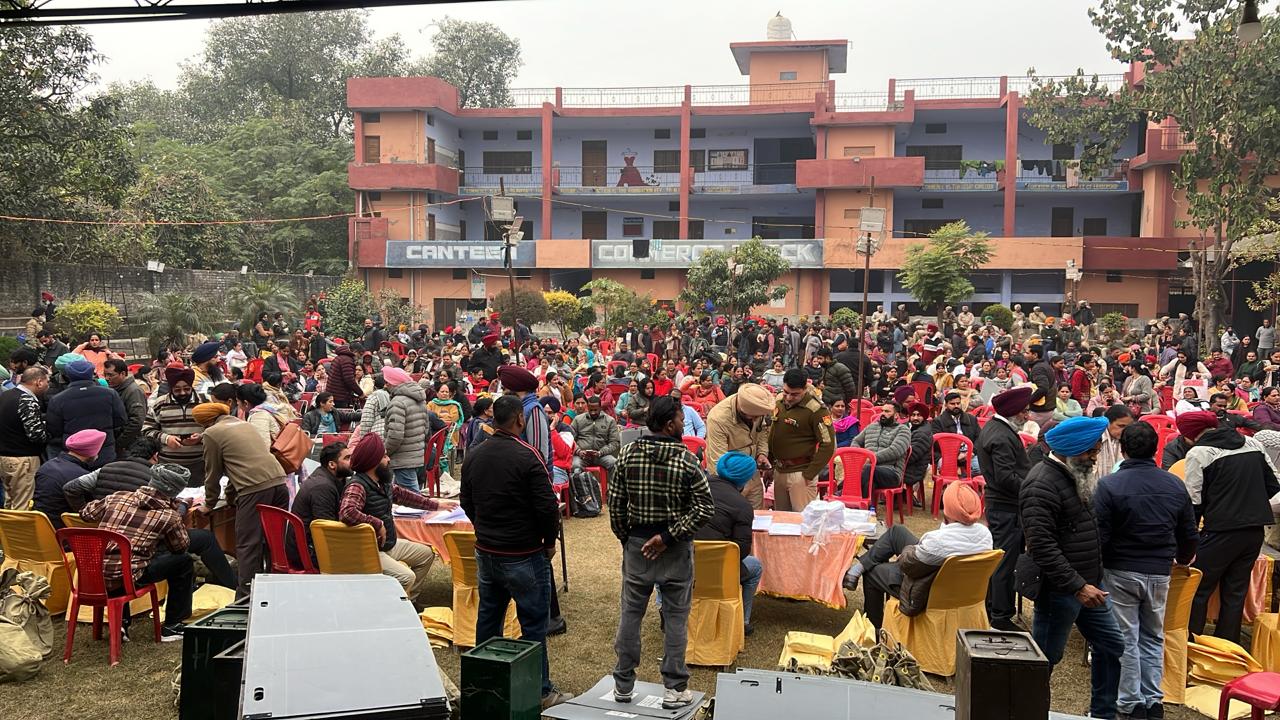 ਜਿਲ੍ਹਾ ਪ੍ਰੀਸ਼ਦ ਤੇ ਬਲਾਕ ਸੰਮਤੀ ਚੋਣਾਂ ਅੱਜ- ਸਵੇਰੇ 8 ਵਜੇ ਤੋਂ ਸ਼ਾਮ 4 ਵਜੇ ਤੱਕ ਪੈਣਗੀਆਂ ਵੋਟਾਂ