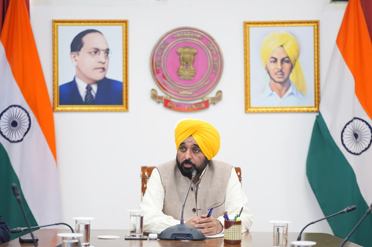 ਮੁੱਖ ਮੰਤਰੀ ਵੱਲੋਂ ਅਧਿਕਾਰੀਆਂ ਨੂੰ ਸ਼ਹੀਦੀ ਸਭਾ ਦੌਰਾਨ ਸ਼ਰਧਾਲੂਆਂ ਦੀ ਸਹੂਲਤ ਲਈ ਪੁਖਤਾ ਪ੍ਰਬੰਧ ਕਰਨ ਦੇ ਆਦੇਸ਼