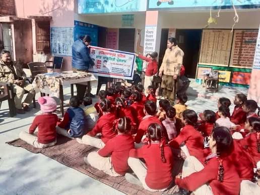 ਸ਼ਕਤੀ ਹੈਲਪਡੈਸਕ: ਮਾਨ ਸਰਕਾਰ ਦੀ ਪਹਿਲਕਦਮੀ ਹੇਠ ਪੰਜਾਬ ਪੁਲਿਸ ਬੱਚਿਆਂ ਨੂੰ ਪ੍ਰਦਾਨ ਕਰਦੀ ਹੈ ਸੁਰੱਖਿਆ ਢਾਲ , ਸਕੂਲਾਂ ਵਿੱਚ ਜਾਰੀ ਹੈ ਜਾਗਰੂਕਤਾ ਮੁਹਿੰਮ