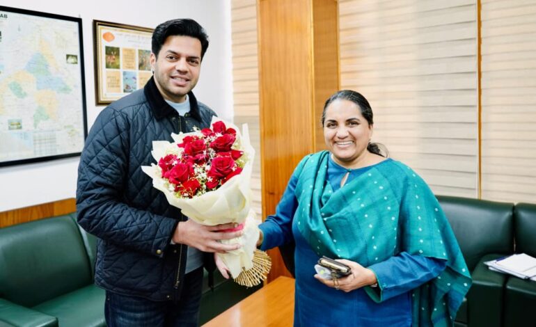 ਗੁਲਜ਼ਾਰਿੰਦਰ ਸਿੰਘ ਚਾਹਲ ਨੇ ਆਰਥਿਕ ਨੀਤੀ ਅਤੇ ਯੋਜਨਾ ਬੋਰਡ ਦੇ ਵਾਈਸ ਚੇਅਰਮੈਨ ਵਜੋਂ ਅਹੁਦਾ ਸੰਭਾਲਿਆ