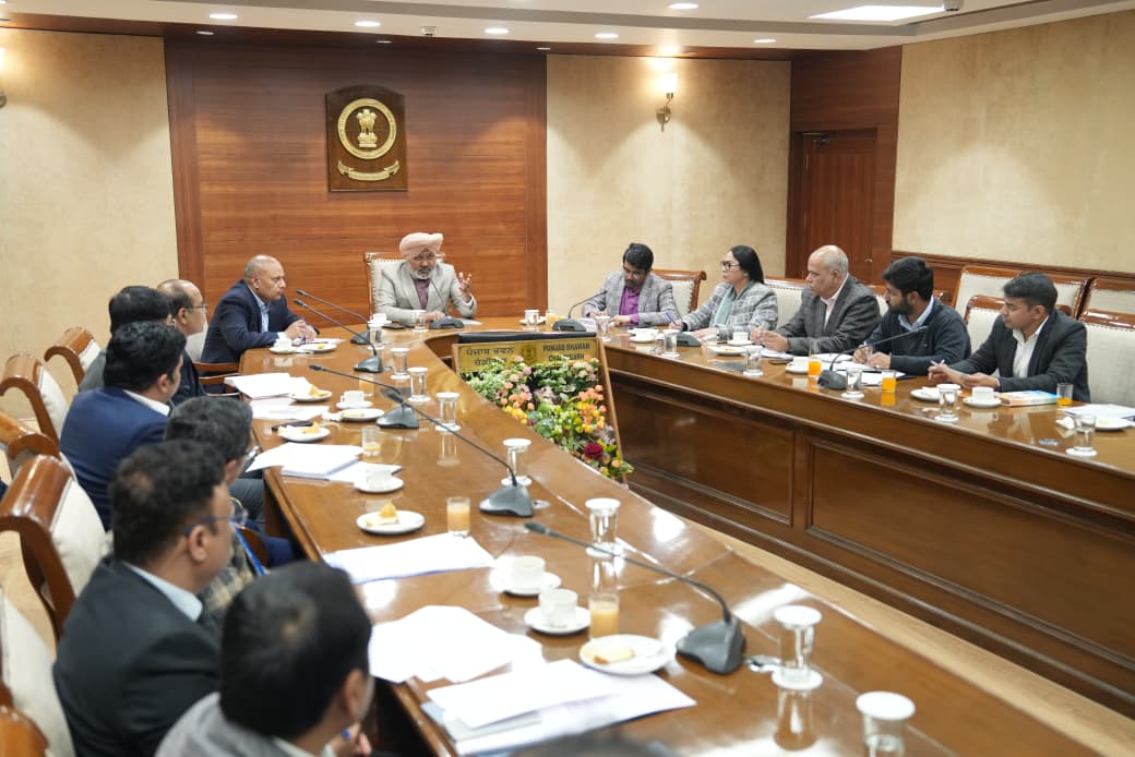 ਵਿੱਤ ਮੰਤਰੀ ਹਰਪਾਲ ਸਿੰਘ ਚੀਮਾ ਨੇ ਬੈਂਕਾਂ ਲਈ ਪੈਨਸ਼ਨਰ ਸੇਵਾ ਪੋਰਟਲ ਰਜਿਸਟ੍ਰੇਸ਼ਨ ਨੂੰ ਪੂਰਾ ਕਰਨ ਲਈ ਸਮਾਂ-ਸੀਮਾ ਕੀਤੀ ਨਿਰਧਾਰਤ