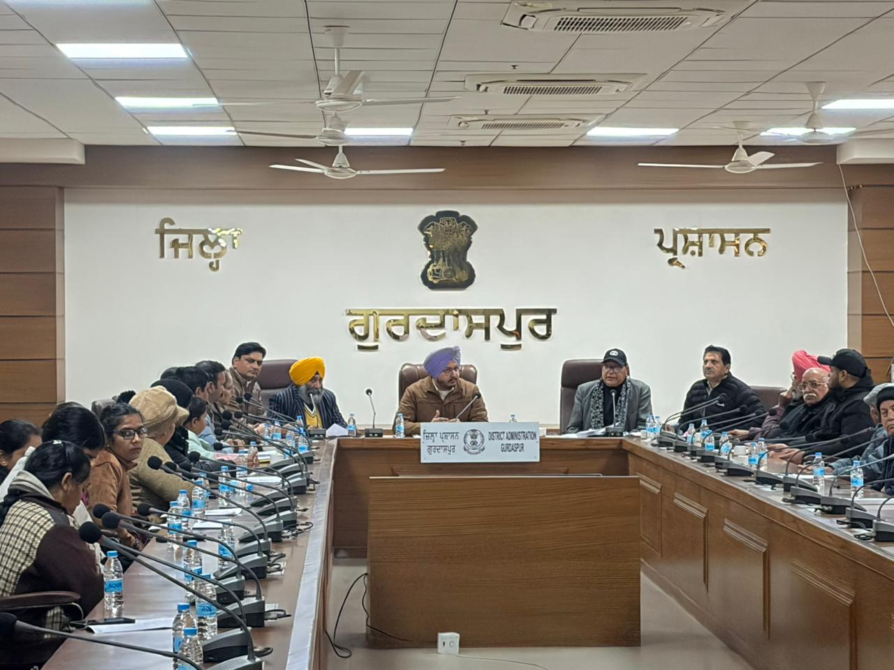 ਗੁਰਸਿਮਰਨ ਸਿੰਘ ਢਿੱਲੋਂ, ਵਧੀਕ ਡਿਪਟੀ ਕਮਿਸ਼ਨਰ (ਜ) ਗੁਰਦਾਸਪੁਰ ਦੀ ਪ੍ਰਧਾਨਗੀ ਹੇਠ ਜ਼ਿਲ੍ਹਾ ਬਾਲ ਭਲਾਈ ਕੌਂਸਲ ਦੀ ਮੀਟਿੰਗ