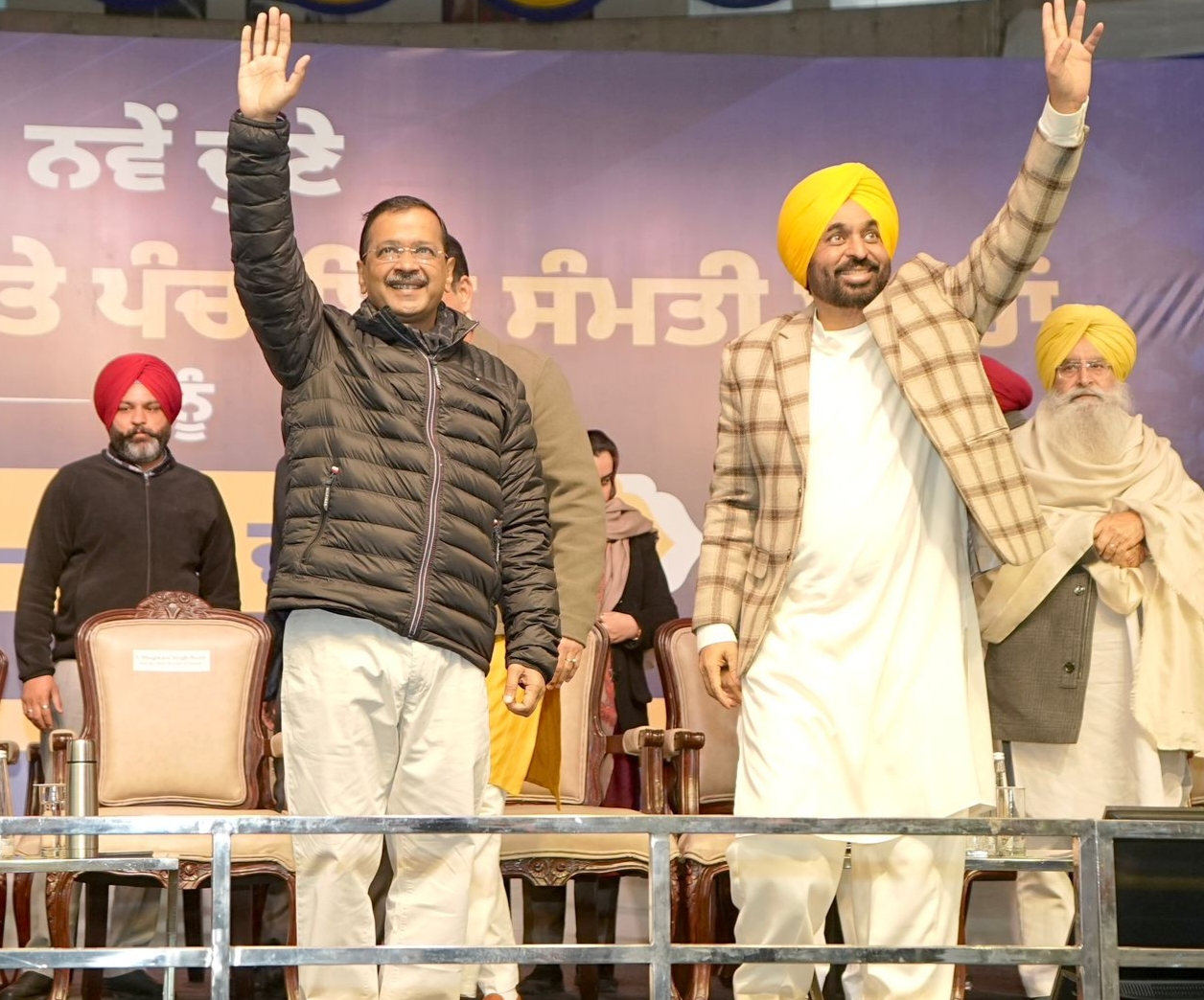 ਯੁੱਧ ਨਸ਼ਿਆਂ ਵਿਰੁੱਧ’ ਦੀ ਤਰਜ਼ ਉੱਤੇ ਗੈਂਗਸਟਰਾਂ ਖ਼ਿਲਾਫ਼ ਜੰਗ ਵਿੱਢੀ ਜਾਵੇਗੀl ਪੰਜਾਬ ਵਿੱਚੋਂ ਸਾਰੇ ਗੈਂਗਸਟਰਾਂ ਤੇ ਉਨ੍ਹਾਂ ਦੇ ਨੈੱਟਵਰਕ ਦਾ ਹੋਵੇਗਾ ਸਫ਼ਾਇਆ: ਅਰਵਿੰਦ ਕੇਜਰੀਵਾਲ