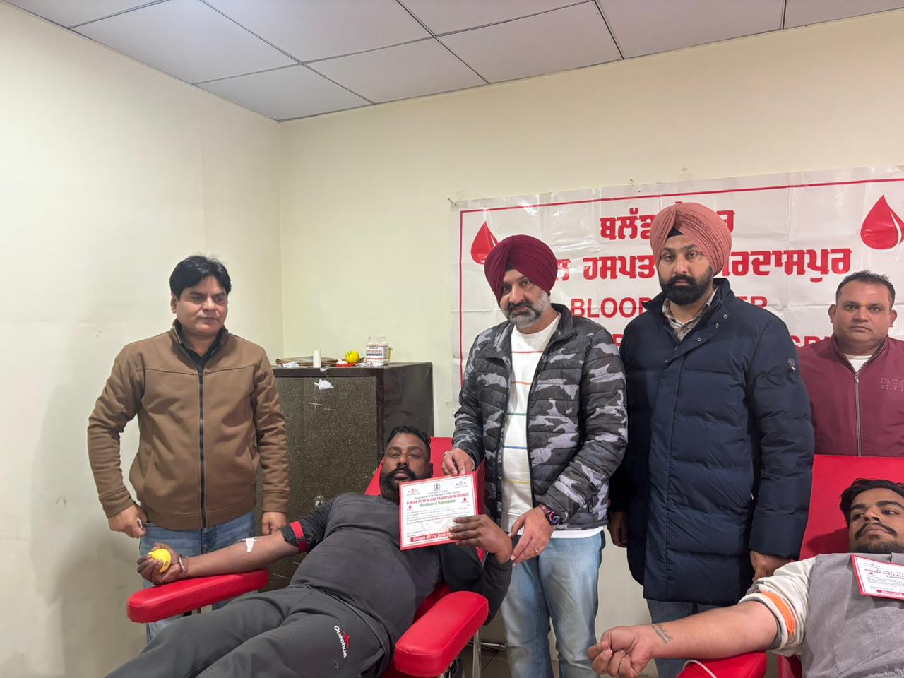 ਨਵੇਂ ਸਾਲ ਦੇ ਆਗਮਨ ‘ਤੇ ਨਗਰ ਕੌਂਸਲ ਗੁਰਦਾਸਪੁਰ ਵਿਖੇ ਸੁਖਮਨੀ ਸਾਹਿਬ ਜੀ ਦੇ ਪਾਠ ਦੇ ਭੋਗ ਪਾਏ