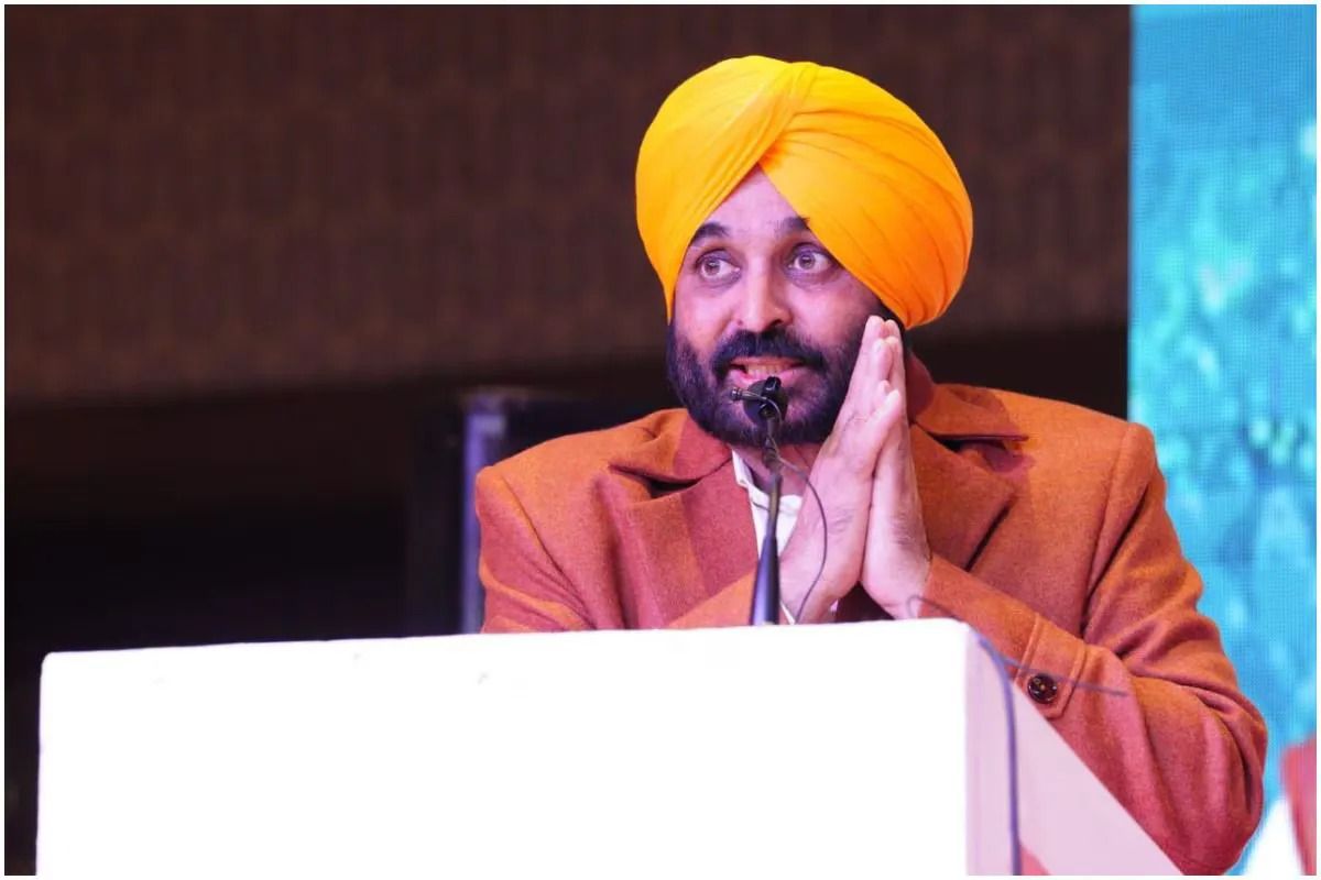 ਪੰਜਾਬ ਸਰਕਾਰ ਨੇ ਗੈਰ-ਕਾਨੂੰਨੀ ਮਾਈਨਿੰਗ ‘ਤੇ ਰੋਕ ਲਾਉਣ, ਸਪਲਾਈ ਅਤੇ ਪਾਰਦਰਸ਼ਤਾ ‘ਚ ਵਾਧੇ ਲਈ ਮਾਈਨਿੰਗ ਸੈਕਟਰ ‘ਚ ਇਤਿਹਾਸਕ ਸੁਧਾਰ ਕੀਤੇ।