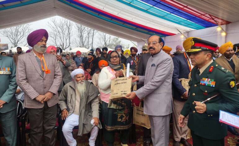 ਵੈਟਰਨਜ਼ ਡੇ: ਮੋਹਿੰਦਰ ਭਗਤ ਵੱਲੋਂ ਰੱਖਿਆ ਸੇਵਾਵਾਂ ਦੇ ਸਾਬਕਾ ਸੈਨਿਕਾਂ ਦੇ ਜਜ਼ਬੇ ਅਤੇ ਕੁਰਬਾਨੀ ਦੀ ਸ਼ਲਾਘਾ