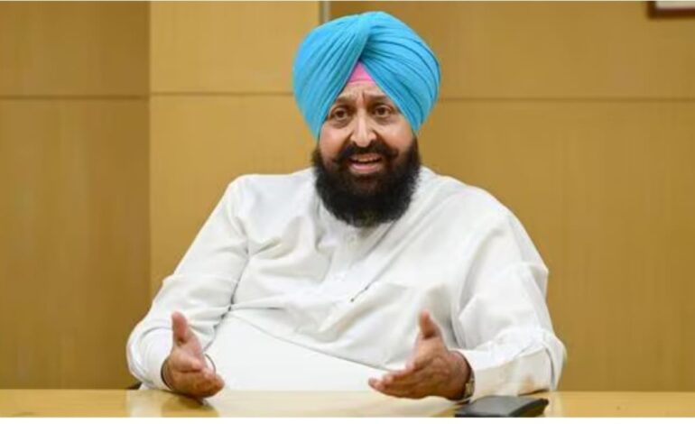 ਦਿੱਲੀ ਦੇ LoP ਅਤੀਸ਼ੀ ਦੇ ਅਪਮਾਨਜਨਕ ਬਿਆਨਾਂ ’ਤੇ ਬਾਜਵਾ ਦਾ ਤਿੱਖਾ ਵਾਰ; ਕਿਹਾ—ਫੋਰੈਂਸਿਕ ਰਿਪੋਰਟ ਨੇ ਸੱਚ ਸਾਹਮਣੇ ਲਿਆ