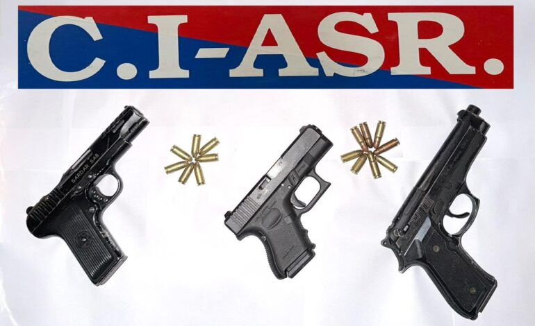 ਗਣਤੰਤਰ ਦਿਵਸ ਦੇ ਮੱਦੇਨਜ਼ਰ ਹਥਿਆਰ ਤਸਕਰੀ ਮਾਡਿਊਲ ਨਾਲ ਜੁੜੇ ਤਿੰਨ ਵਿਅਕਤੀ ਅੰਮ੍ਰਿਤਸਰ ਤੋਂ ਕਾਬੂ; ਤਿੰਨ ਪਿਸਤੌਲ ਬਰਾਮਦ