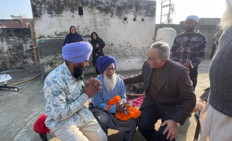 ਰਮਨ ਬਹਿਲ ਨੇ ਪਿੰਡ ਜੋੜਾ ਛੱਤੜਾਂ ਵਿਖੇ ਚਾਰ ਗਾਵਾਂ ਦੀ ਹੋਈ ਮੌਤ ਦਾ ਮੌਕੇ ‘ਤੇ ਜਾ ਕੇ ਲਿਆ ਜਾਇਜ਼ਾ