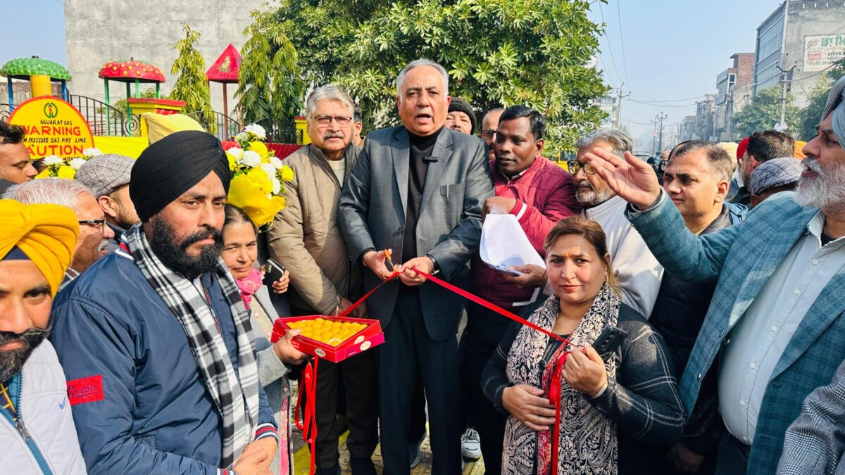 ਗੁਰਦਾਸਪੁਰ ਵਿੱਚ ਬਿਜਲੀ ਸਪਲਾਈ ਨੂੰ ਹੋਰ ਮਜ਼ਬੂਤ ਕਰਨ ਲਈ 10 ਕਰੋੜ ਰੁਪਏ ਦੇ ਵਿਕਾਸ ਕਾਰਜਾਂ ਦੀ ਸ਼ੁਰੂਆਤ- ਰਮਨ ਬਹਿਲ