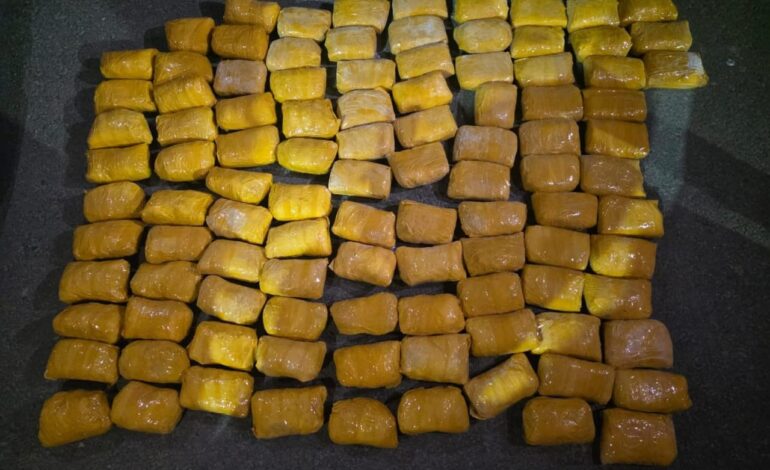 ਅੰਮ੍ਰਿਤਸਰ ਵਿੱਚ ਸਰਹੱਦ ਪਾਰੋਂ ਚੱਲ ਰਹੇ ਨਾਰਕੋ-ਤਸਕਰੀ ਨੈੱਟਵਰਕ ਨਾਲ ਜੁੜੇ ਦੋ ਵਿਅਕਤੀ 51.5 ਕਿਲੋਗ੍ਰਾਮ ਹੈਰੋਇਨ ਸਮੇਤ ਕਾਬੂ