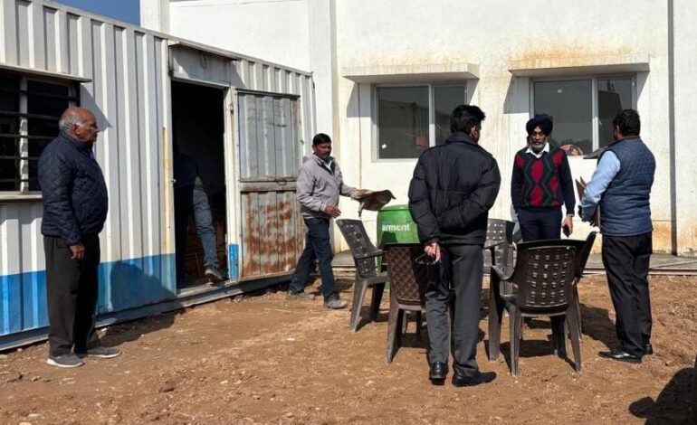 ਏ ਡੀ ਸੀ ਅਨਮੋਲ ਧਾਲੀਵਾਲ ਵੱਲੋਂ ਨਯਾ ਗਾਓਂ ਦਾ ਦੌਰਾ; ਪਾਣੀ ਸਪਲਾਈ, ਐੱਸ.ਟੀ.ਪੀ. ਕੰਮ ਅਤੇ ਨਾਗਰਿਕ ਸੁਵਿਧਾਵਾਂ ਦੀ ਸਮੀਖਿਆ