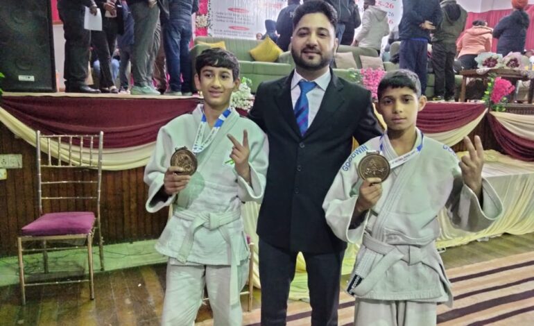 69 ਵੀਆਂ ਨੈਸ਼ਨਲ ਸਕੂਲ ਖੇਡਾਂ ਜੂਡੋ ਲੁਧਿਆਣਾ ਵਿਖੇ  ਪਹਿਲੇ ਦਿਨ ਗੁਰਦਾਸਪੁਰ ਦੇ ਜੂਡੋ ਖਿਡਾਰੀਆਂ ਨੇ  ਦੋ ਗੋਲ੍ਡ ਮੈਡਲ ਜਿੱਤ ਕੇ ਦਿੱਤਾ ਨਵੇਂ ਸਾਲ ਦਾ ਤੋਹਫ਼ਾ