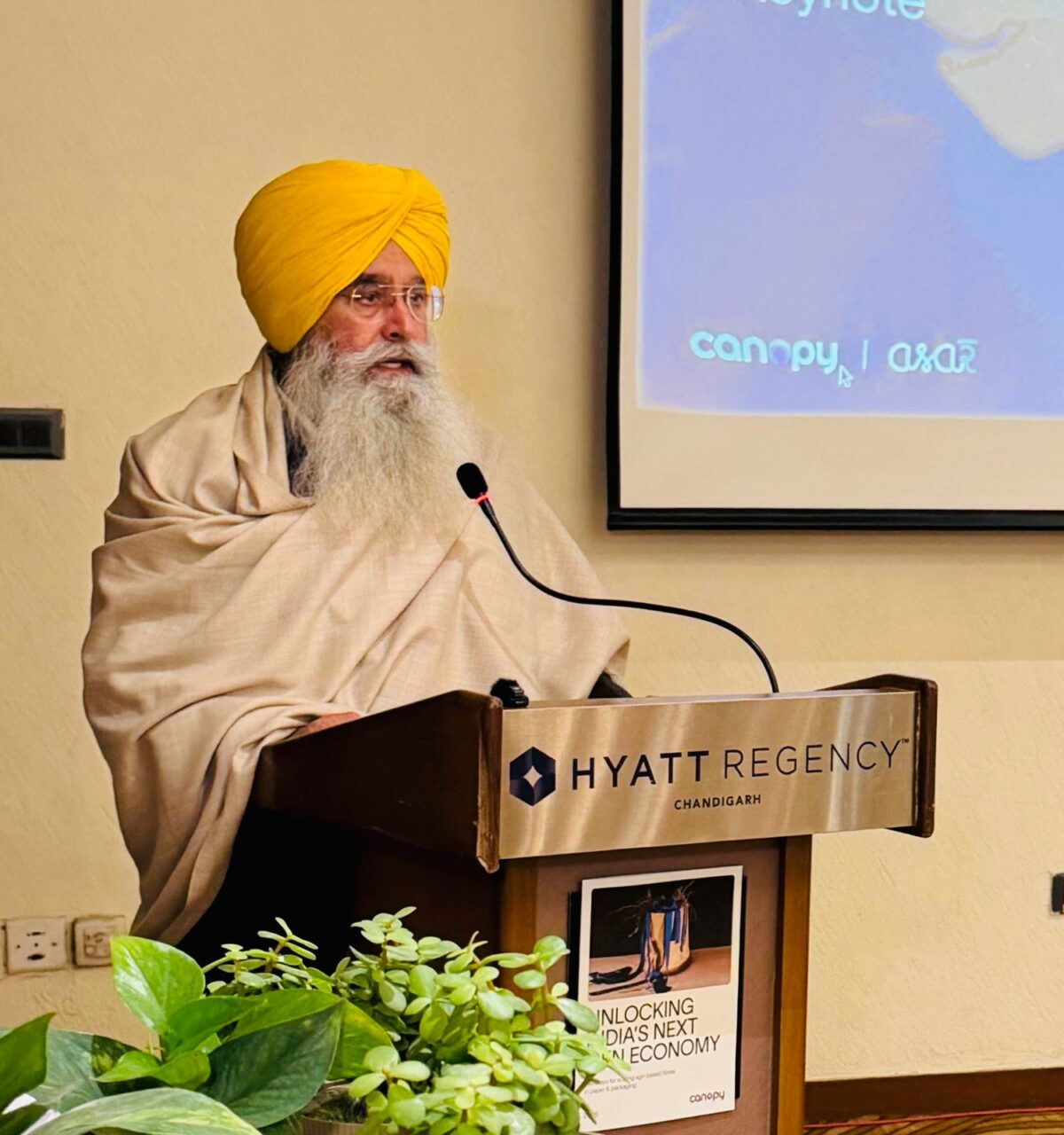 ਗੁਰਮੀਤ ਖੁੱਡੀਆਂ ਵੱਲੋਂ ਉਦਯੋਗਾਂ ਨੂੰ ਅਥਾਹ ਸੰਭਾਵਨਾਵਾਂ ਵਾਲੇ ਪੰਜਾਬ ਦੇ ਗਰੀਨ ਐਨਰਜੀ ਸੈਕਟਰ ਵਿੱਚ ਨਿਵੇਸ਼ ਦਾ ਸੱਦਾ