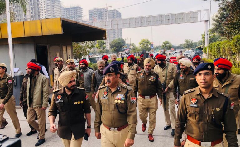 ’ਗੈਂਗਸਟਰਾਂ ਤੇ ਵਾਰ’: ’ਆਪ੍ਰੇਸ਼ਨ ਪ੍ਰਹਾਰ-2’ ਦੇ ਪਹਿਲੇ ਦਿਨ 1200ਤੋਂ ਵੱਧ ਵਿਅਕਤੀ ਗ੍ਰਿਫ਼ਤਾਰ