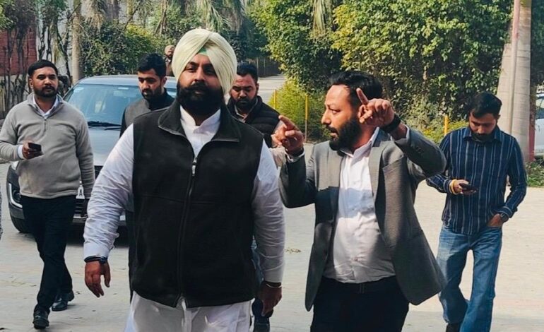 ਸਿੱਖਿਆ ਮੰਤਰੀ ਹਰਜੋਤ ਸਿੰਘ ਬੈਂਸ ਵੱਲੋਂ ਪਟਿਆਲਾ ਦੇ ਸਕੂਲ ਆਫ਼ ਐਮੀਨੈਂਸ ਦਾ ਅਚਨਚੇਤ ਦੌਰਾ, ਬੁਨਿਆਦੀ ਢਾਂਚੇ ਦਾ ਲਿਆ ਜਾਇਜ਼ਾ