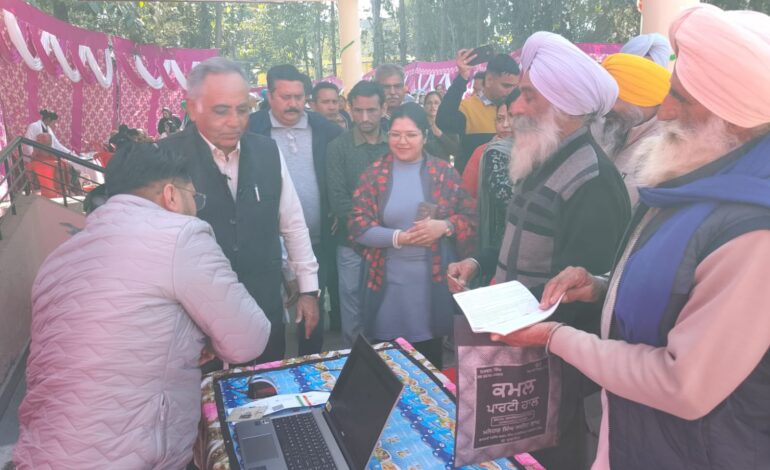 ਸਾਡੇ ਬਜੁਰਗ ਸਾਡਾ ਮਾਣ’ ਤਹਿਤ ਬਿਰਧ ਆਸ਼ਰਮ ਗੁਰਦਾਸਪੁਰ ਵਿਖੇ ਬਜ਼ੁਰਗਾਂ ਲਈ ਵਿਸੇਸ਼ ਕੈਂਪ