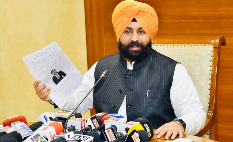 ਭਗਵੰਤ ਮਾਨ ਸਰਕਾਰ ਦੀ ਸਿੱਖਿਆ ਕ੍ਰਾਂਤੀ ਦੇ ਇਤਿਹਾਸਕ ਨਤੀਜੇ ਸਾਹਮਣੇ ਆਉਣ ਲੱਗੇ, ਸਰਕਾਰੀ ਸਕੂਲਾਂ ਦੇ 305 ਵਿਦਿਆਰਥੀ ਨੇ ਪਾਸ ਕੀਤਾ ਜੇ.ਈ.ਈ. ਮੇਨਜ਼ : ਹਰਜੋਤ ਸਿੰਘ ਬੈਂਸ