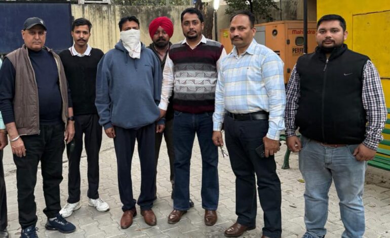 ਵਿਜੀਲੈਂਸ ਬਿਊਰੋ ਨੇ ਏਐਸਆਈ ਨੂੰ 15000ਰੁਪਏ ਰਿਸ਼ਵਤ ਲੈਂਦਿਆਂ ਰੰਗੇ ਹੱਥੀਂ ਕਾਬੂ ਕੀਤਾ