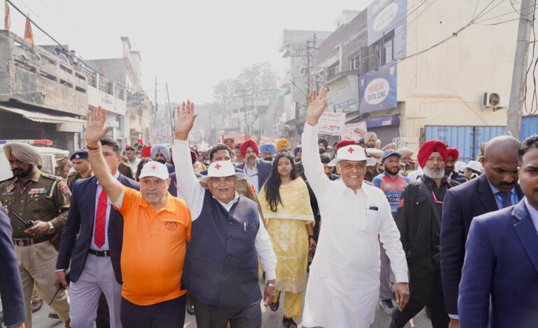 ਪਾਕਿਸਤਾਨ ਨੂੰ ਕੁਝ ਵਿਦੇਸ਼ੀ ਤਾਕਤਾਂ ਡਰੋਨਾਂ ਰਾਹੀਂ ਪੰਜਾਬ ਵਿੱਚ ਨਸ਼ਾ ਅਤੇ ਹਥਿਆਰ ਭੇਜਣ ’ਚ ਕਰ ਰਹੀਆਂ ਹਨ ਮਦਦ: ਗੁਲਾਬ ਚੰਦ ਕਟਾਰੀਆ