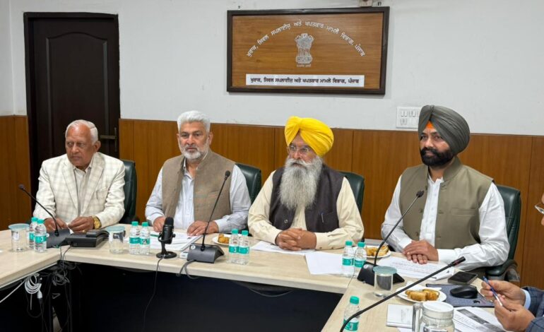 ਮੰਤਰੀ ਸਮੂਹ ਨੇ ਆਉਣ ਵਾਲੇ ਕਣਕ ਖ਼ਰੀਦ ਸੀਜ਼ਨ ਦੇ ਪ੍ਰਬੰਧਾਂ ਦਾ ਲਿਆ ਜਾਇਜ਼ਾ