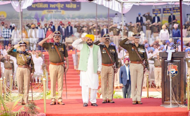 ਪਾਕਿਸਤਾਨ ਦੀ ਸ਼ਹਿ ਪ੍ਰਾਪਤ ਅੱਤਵਾਦ ਦਾ ਟਾਕਰਾ ਕਰ ਰਹੀ ਹੈ ਪੰਜਾਬ ਪੁਲਿਸ-ਭਗਵੰਤ ਸਿੰਘ ਮਾਨ