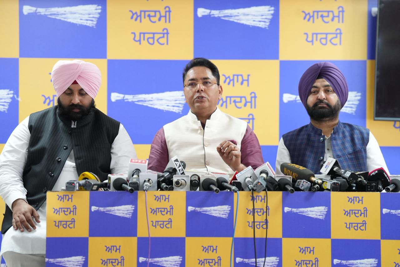 ਸੱਚ ਦੀ ਜਿੱਤ ਹੋਈ: ਭਾਜਪਾ ਨੂੰ ਅਰਵਿੰਦ ਕੇਜਰੀਵਾਲ ਵਿਰੁੱਧ ਸਾਜ਼ਿਸ਼ ਲਈ ਦੇਸ਼ ਤੋਂ ਮਾਫੀ ਮੰਗਣੀ ਚਾਹੀਦੀ ਹੈ: ਅਮਨ ਅਰੋੜਾ