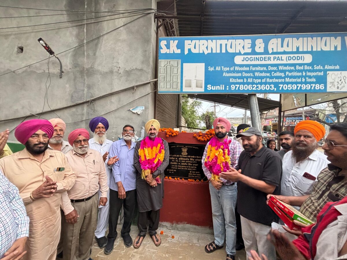 ਵਿਧਾਇਕ ਪਾਹੜਾ ਨੇ ਪ੍ਰੇਮ ਨਗਰ ਵਿੱਚ ਗਲੀਆਂ ਪੱਕੀਆਂ ਕਰਨ ਦੇ ਕੰਮ ਦਾ ਕੀਤਾ ਉਦਘਾਟਨ