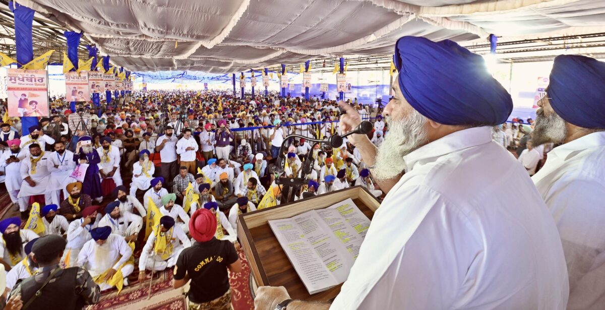 ਸੁਖਬੀਰ ਸਿੰਘ ਬਾਦਲ ਨੇ ਆਪ ਦੇ ਮੰਤਰੀਆਂ ਵੱਲੋਂ ਪਿਛਲੇ 4 ਸਾਲਾਂ ਵਿਚ ਲਏ ਗੈਰ ਕਾਨੂੰਨੀ ਲਾਭਾਂ ਦੀ ਸੀ ਬੀ ਆਈ ਜਾਂਚ ਮੰਗੀ