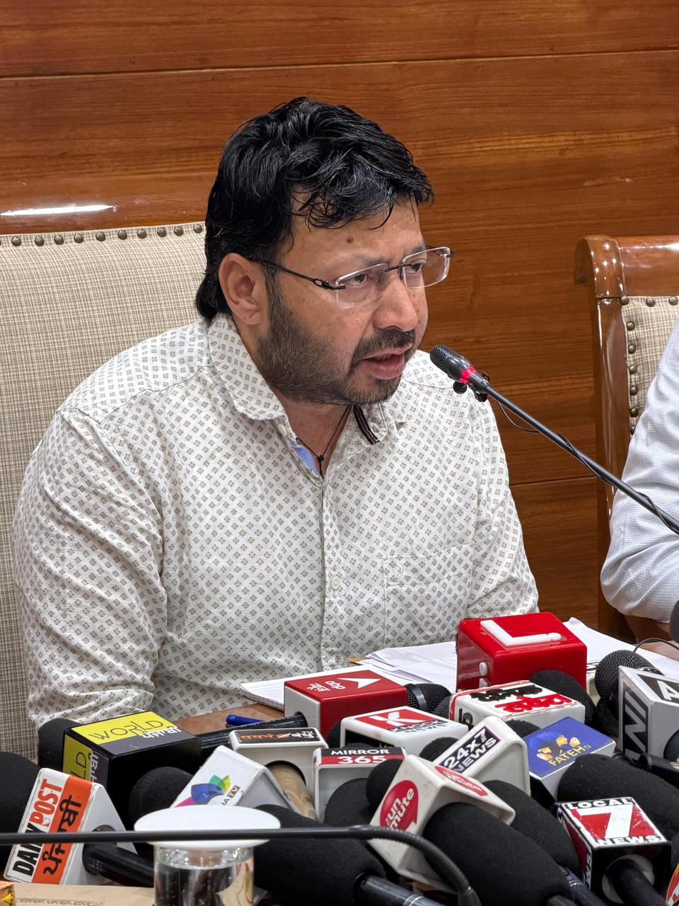 ਭਗਵੰਤ ਮਾਨ ਸਰਕਾਰ ਨੇ ਅਮਰੀਕਾ-ਇਜ਼ਰਾਈਲ-ਈਰਾਨ ਟਕਰਾਅ ਦੌਰਾਨ ਮੱਧ ਏਸ਼ੀਆ ਅਤੇ ਮੱਧ ਪੂਰਬ ਵਿੱਚ ਫਸੇ ਪੰਜਾਬੀਆਂ ਦੀ ਸਹਾਇਤਾ ਲਈ 24×7 ਕਾਰਜਸ਼ੀਲ ਹੈਲਪਲਾਈਨ ਜਾਰੀ ਕੀਤੀਆਂ: ਡਾ: ਰਵਜੋਤ ਸਿੰਘ